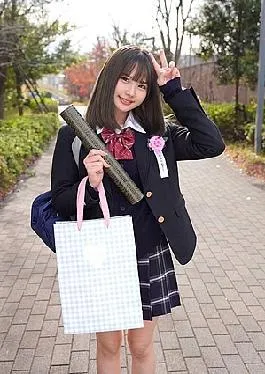 FC2PPV-4739222 Sakura – Self-Portrait Playing With